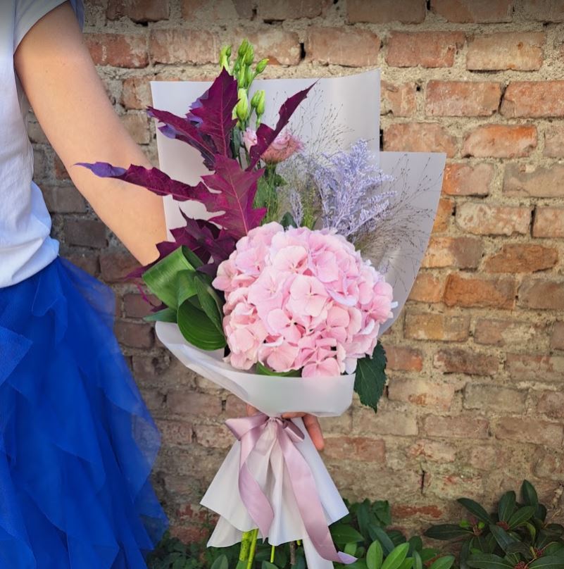 BUCHET FLORAL ”Hortesia love”